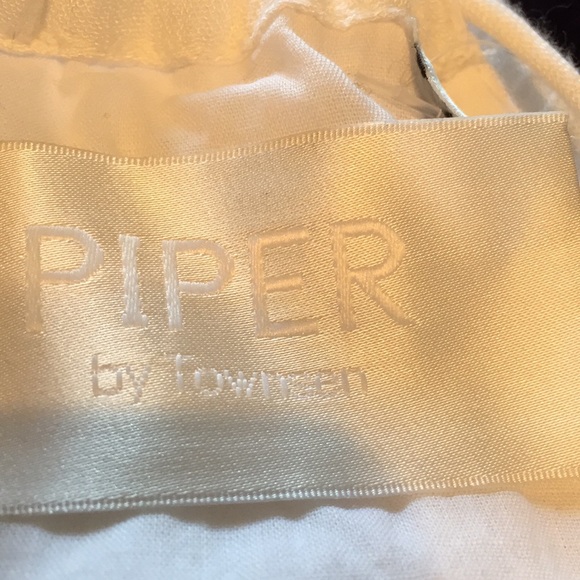 Piper by Townsen Embroidered Halter Top white - Picture 8 of 12